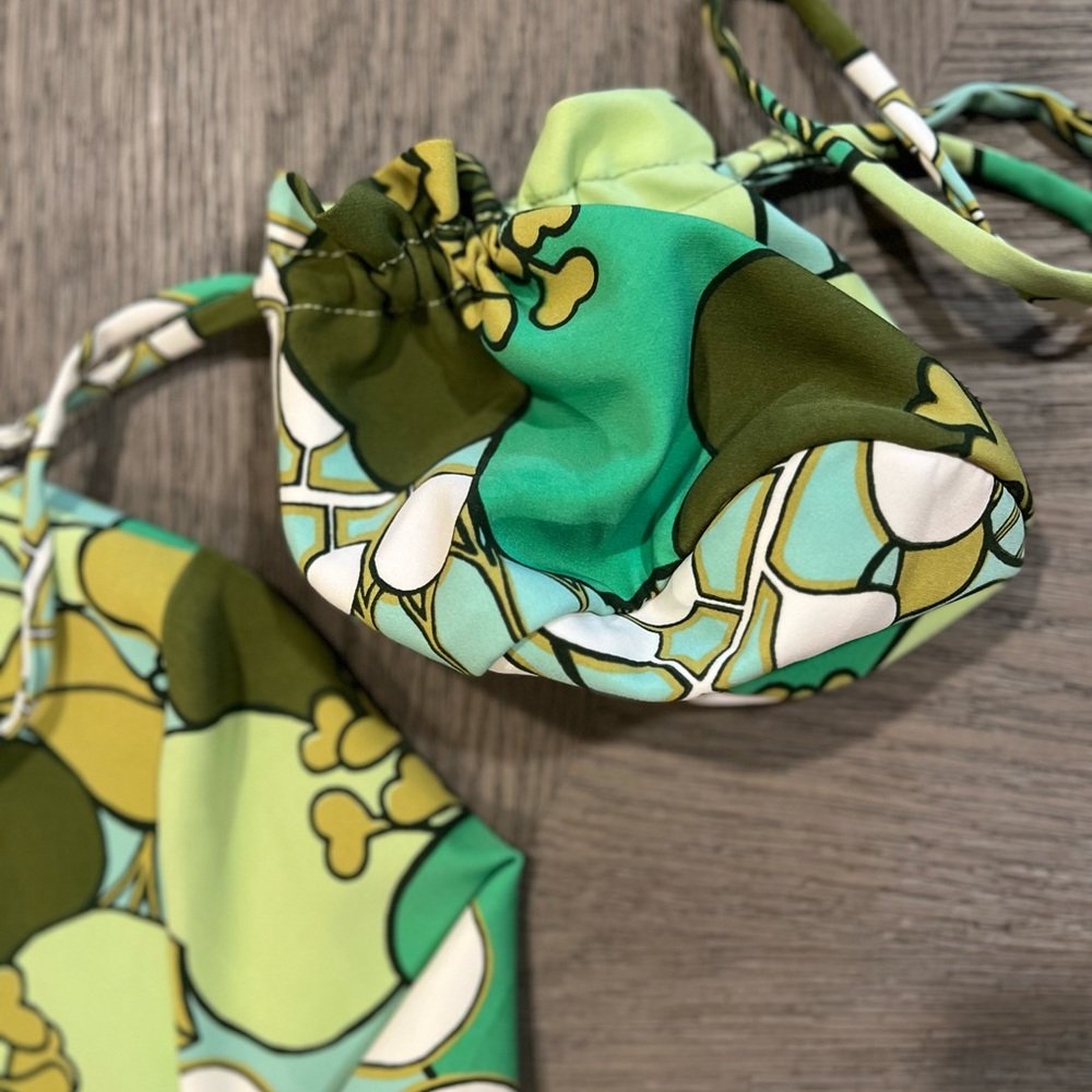 Zara Green Mod Floral Drawstring Bag & Dress